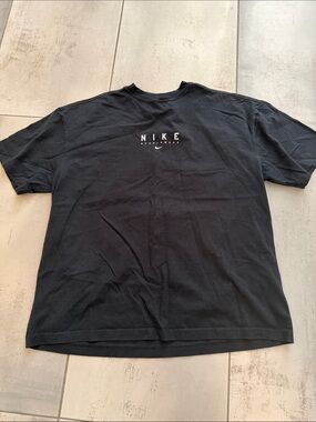 Nike Womens Sportswear Essentials Black Short Sleeve T-Shirt with Center Chest